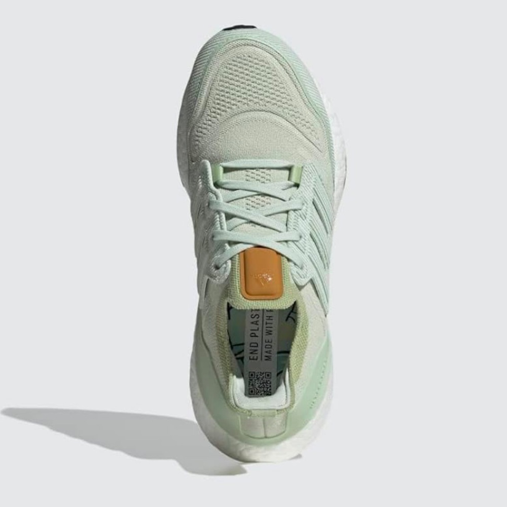 Adidas Ultraboost 22 Running Shoes - Picture 3 of 8